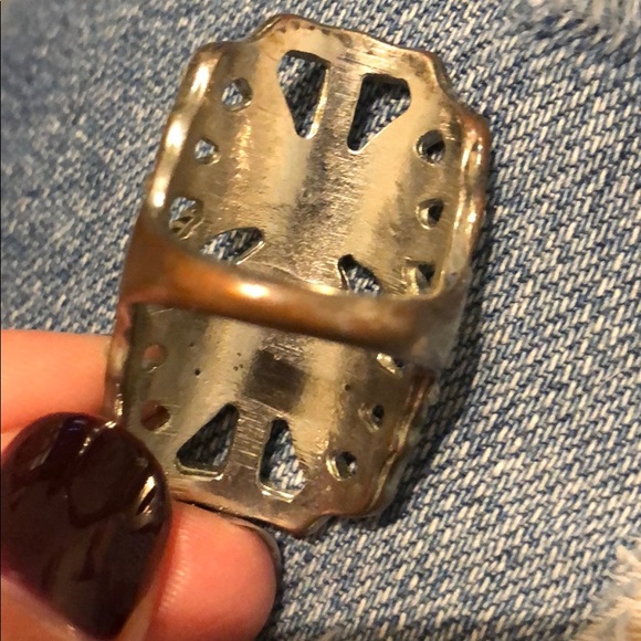 Charlotte Russe Statement Ring - Picture 3 of 3